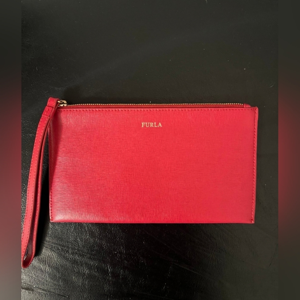 NWOT Furla Wristlet